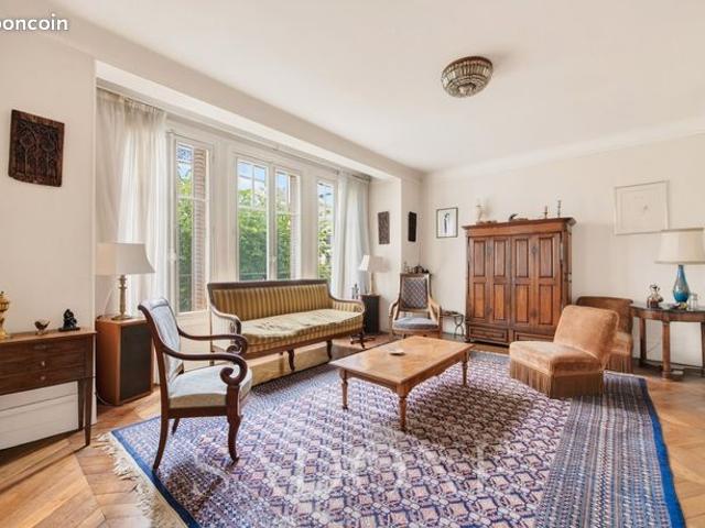Appartement 5 pièces 130 m²