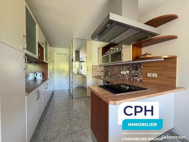 Appartement 5 pièces 130 m²