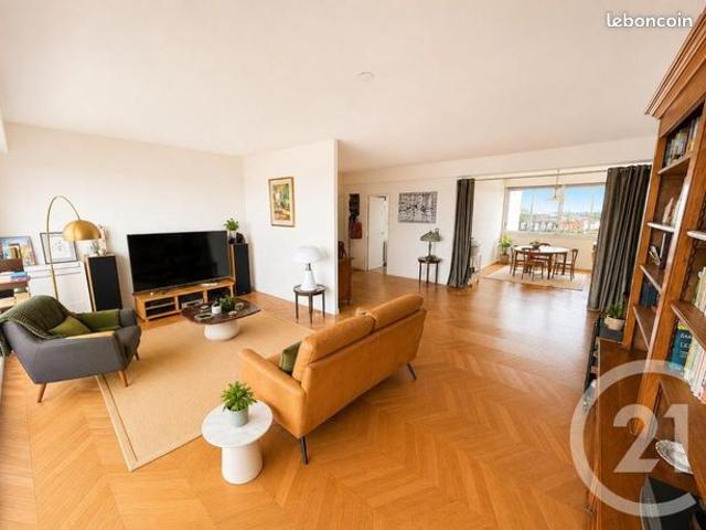Appartement 5 pièces 130 m²