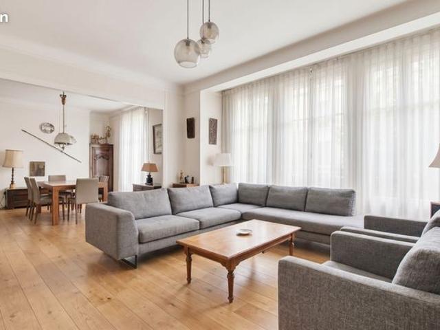 Appartement 5 pièces 130 m²