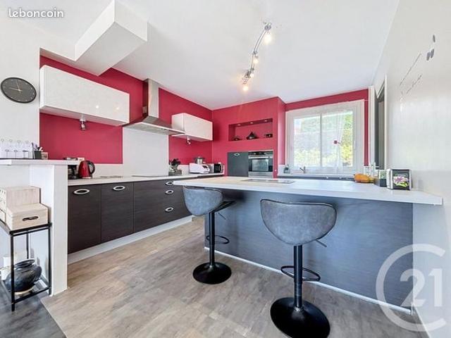 Appartement 5 pièces 130 m²