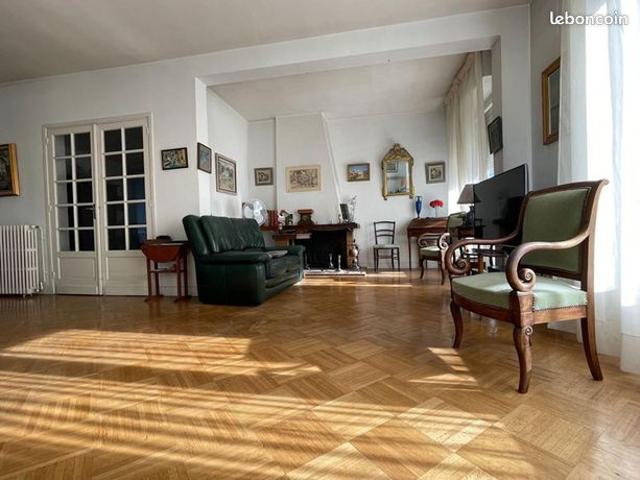 Appartement 5 pièces 130 m²