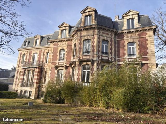 Appartement 5 pièces 130 m²