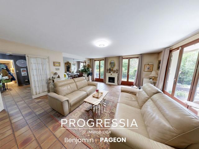 Appartement 5 pièces 132 m²