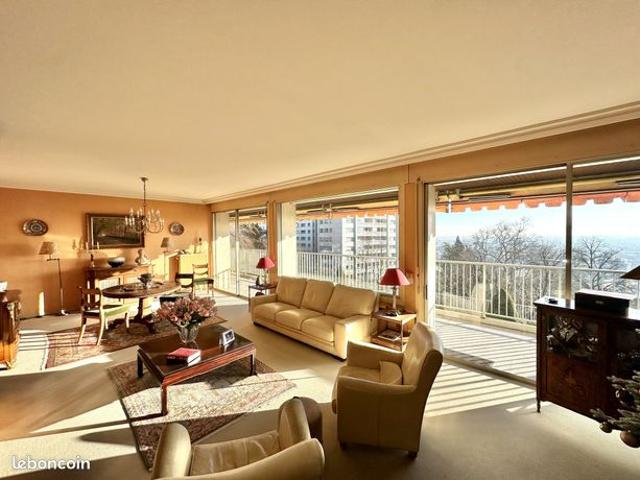 Appartement 5 pièces 135 m²