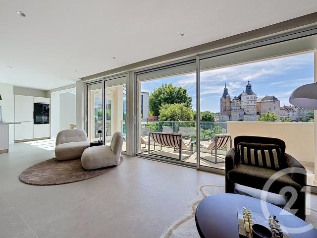 Appartement 5 pièces 135 m²