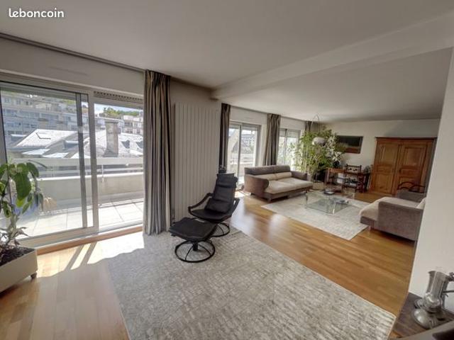 Appartement 5 pièces 135 m²