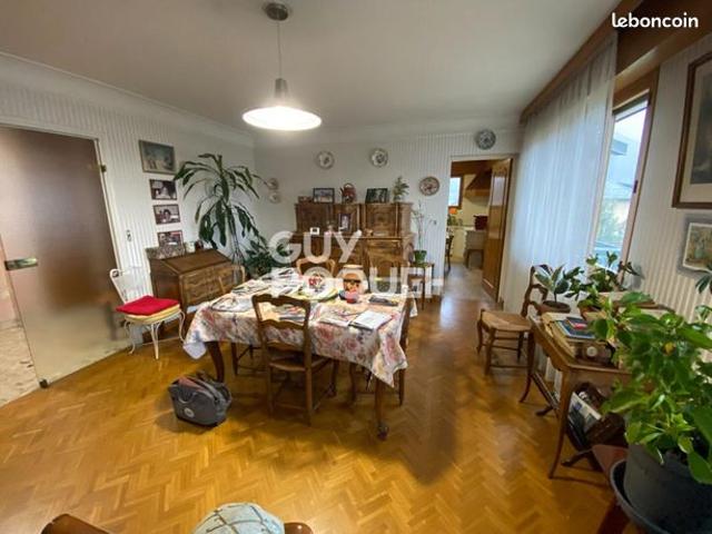 Appartement 5 pièces 136 m²