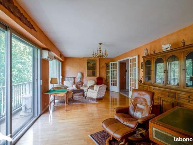 Appartement 5 pièces 136 m²