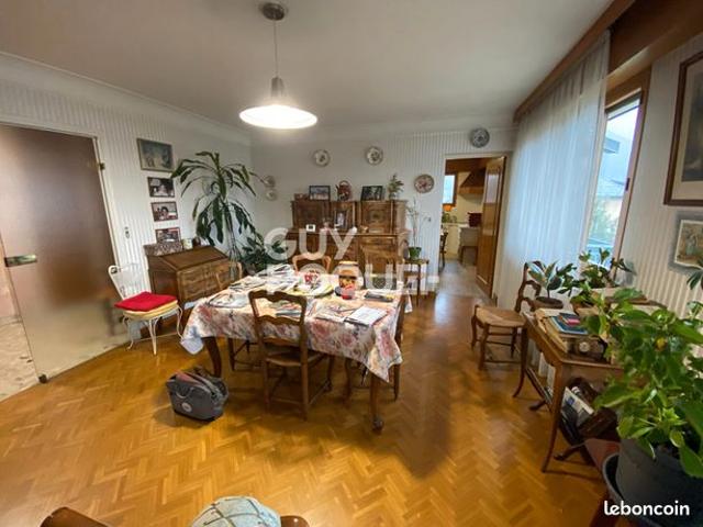 Appartement 5 pièces 136 m²
