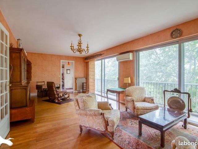 Appartement 5 pièces 136 m²