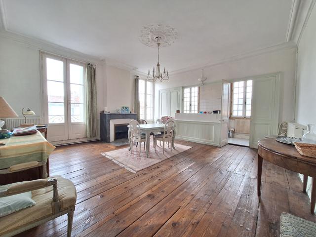 Appartement 5 pièces 136 m²
