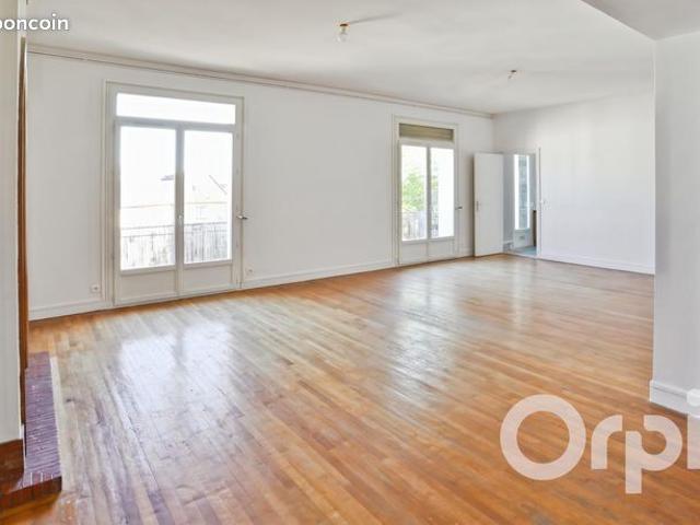 Appartement 5 pièces 136 m²