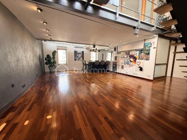 Appartement 5 pièces 136 m²