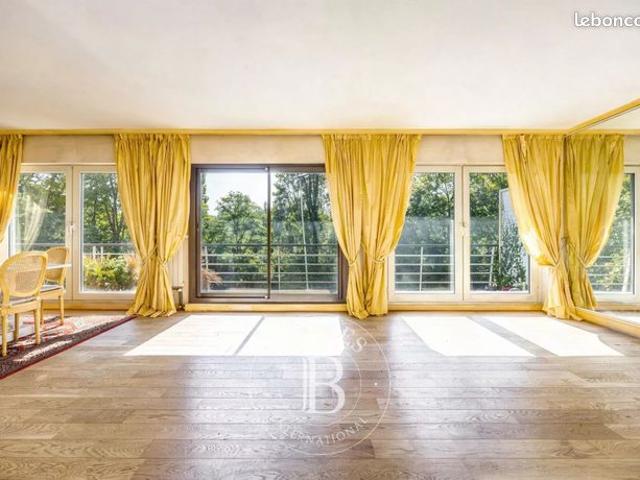 Appartement 5 pièces 136 m²