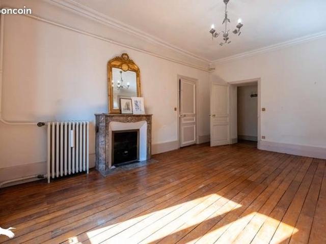 Appartement 5 pièces 137 m²