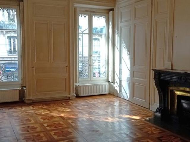 Appartement 5 pièces 137 m²
