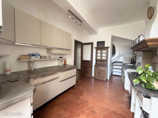 Appartement 5 pièces 137 m²