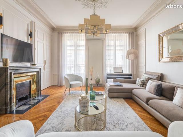 Appartement 5 pièces 137 m²