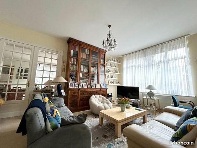 Appartement 5 pièces 137 m²