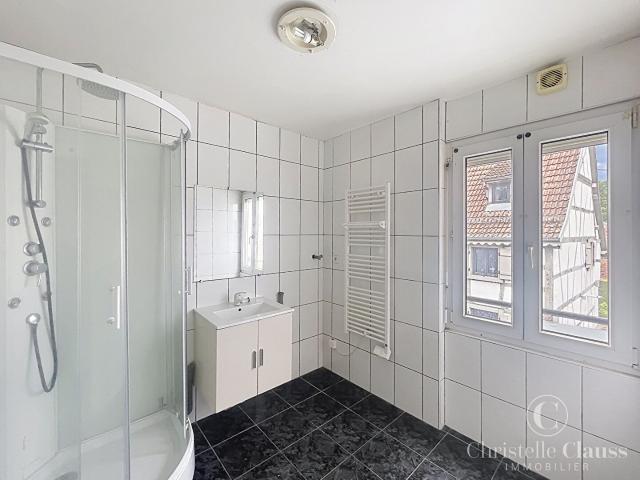 Appartement 5 pièces, 137 m² à louer à Durmenach 68480