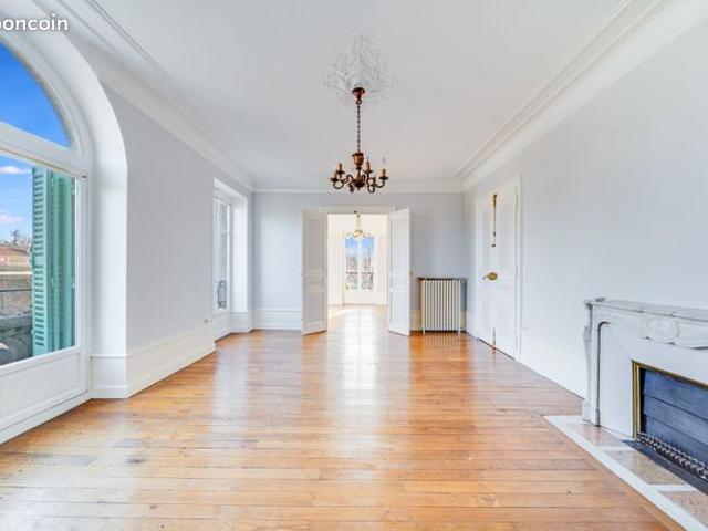 Appartement 5 pièces 138 m²
