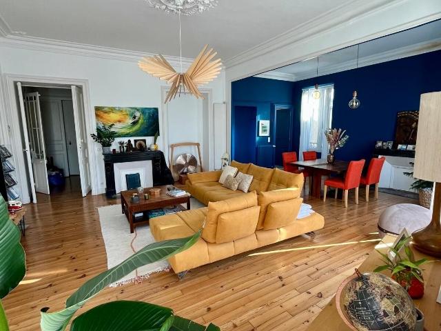Appartement 5 pièces 138 m²