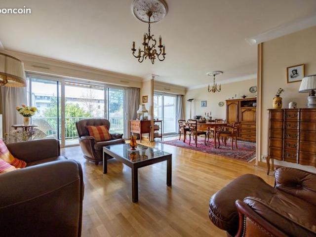 Appartement 5 pièces 139 m²