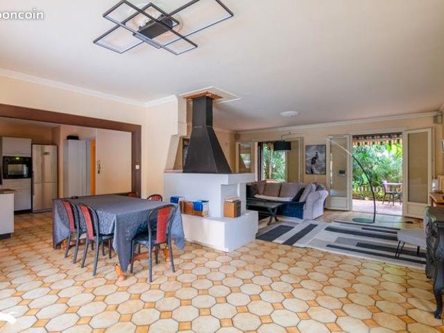 Appartement 5 pièces 139 m²