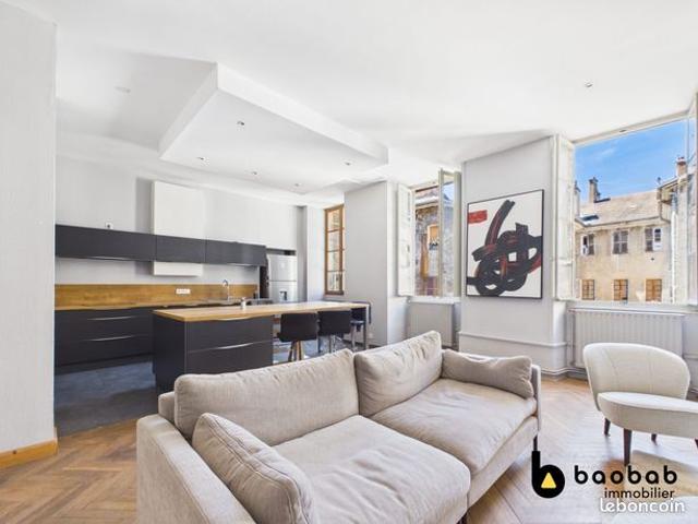 Appartement 5 pièces 140 m²
