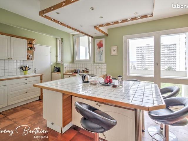 Appartement 5 pièces 140 m²