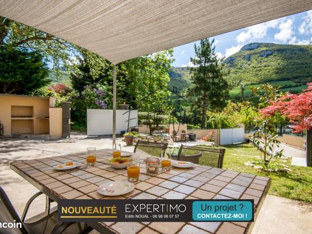 Appartement 5 pièces 140 m²