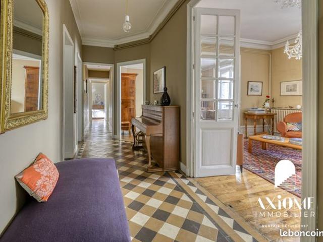 Appartement 5 pièces 140 m²