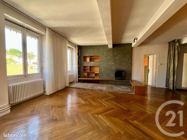 Appartement 5 pièces 140 m²