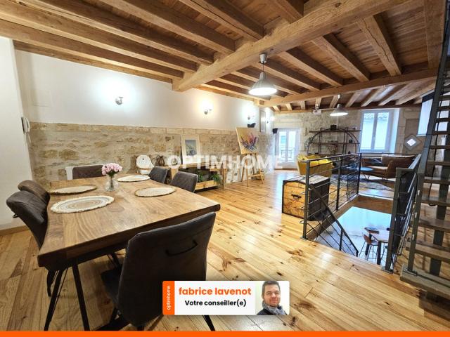 Appartement 5 pièces 140 m² aux portes d' ANGOULEME, sur la commune LE GOND PONTOUVRE 16
