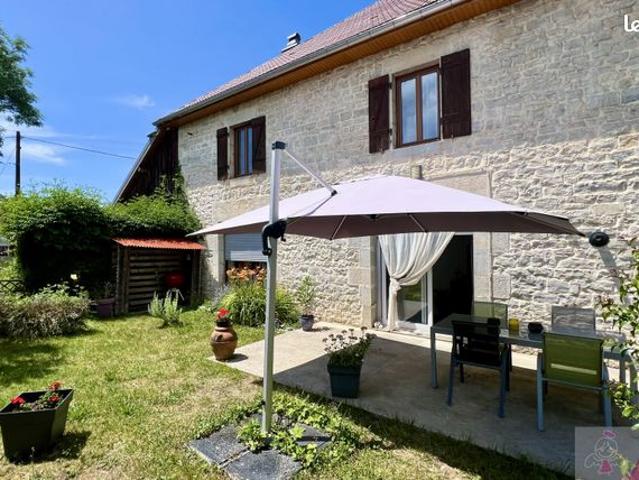 Appartement 5 pièces 141 m²