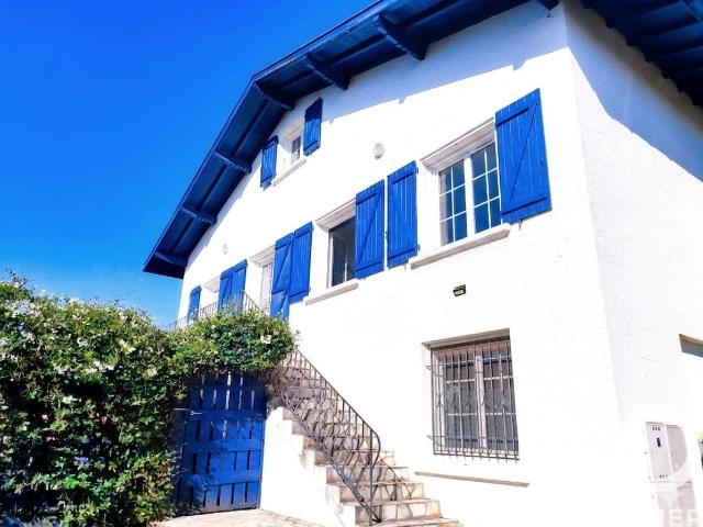 Appartement 5 pièces 142 m²