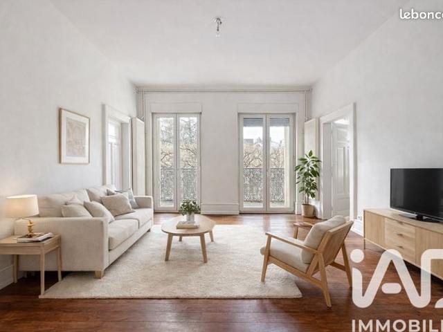 Appartement 5 pièces 142 m²