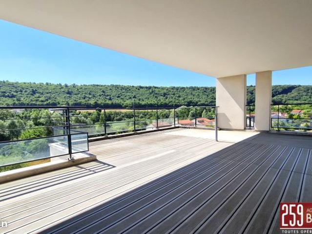 Appartement 5 pièces 142 m²