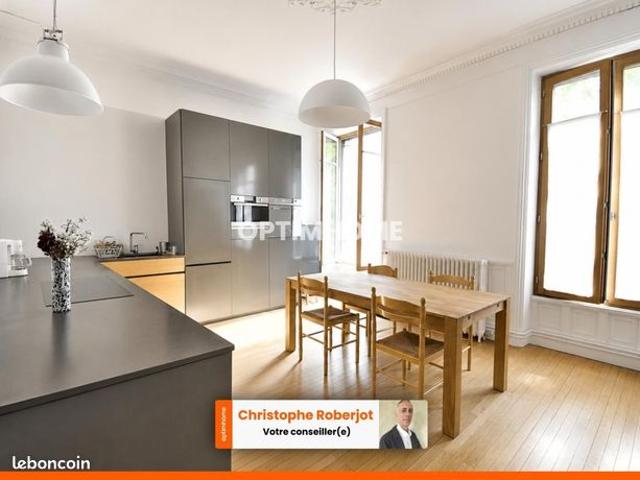 Appartement 5 pièces 142 m²