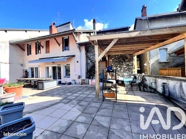 Appartement 5 pièces 142 m²