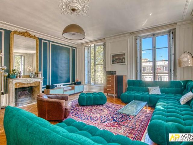Appartement 5 pièces 142 m²