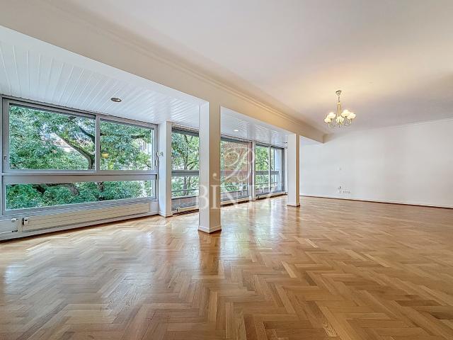Appartement 5 pièces 143 m²