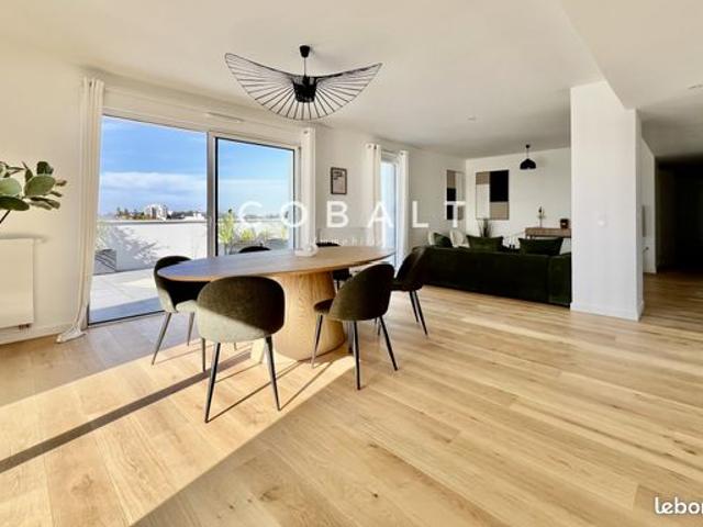 Appartement 5 pièces 143 m²