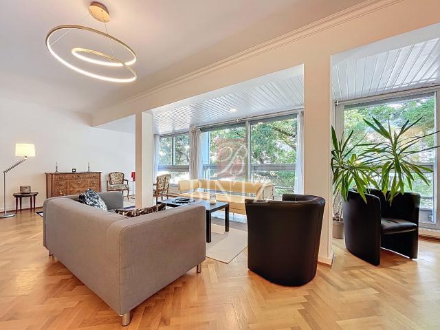Appartement 5 pièces 143 m²