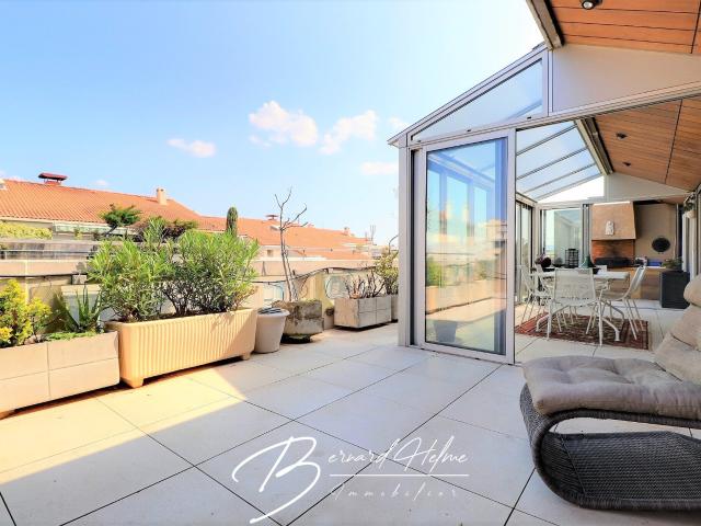 Appartement 5 pièces 143 m²