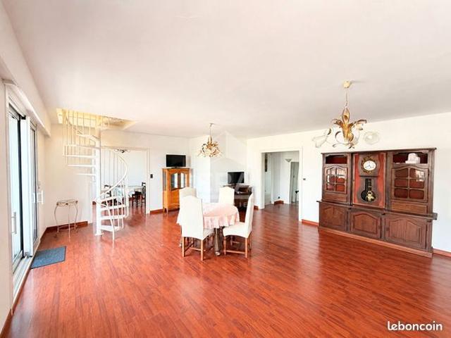 Appartement 5 pièces 143 m²