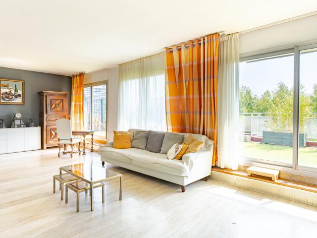 Appartement 5 pièces 144 m²