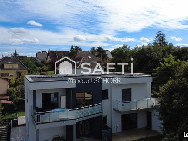 Appartement 5 pièces 144 m²