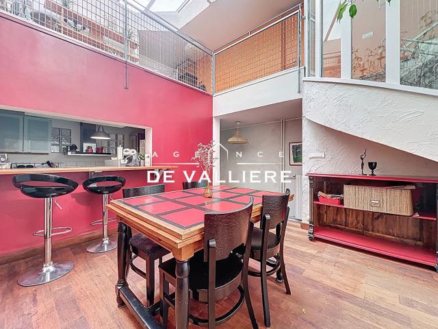 Appartement 5 pièces 144 m²